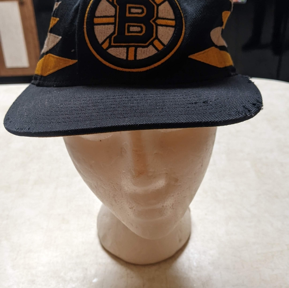 Boston Bruins NHL Snapback Hat